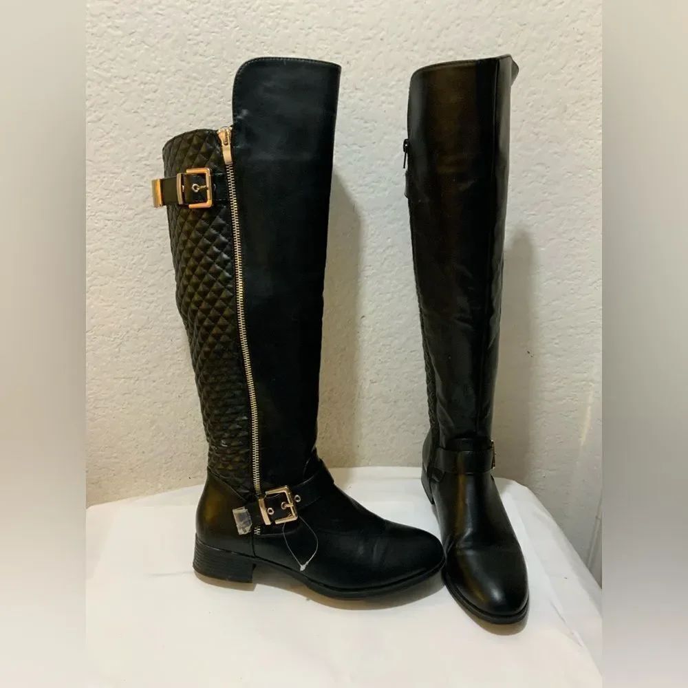 Shoedazzle over the knees boots flat black with gold accents buckle size 8.5